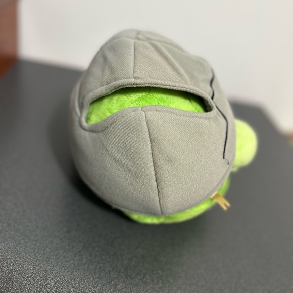 2010 Commonwealth Toys Angry Birds Classic Helmet Green Pig 5" Plush Collection - Picture 6 of 7
